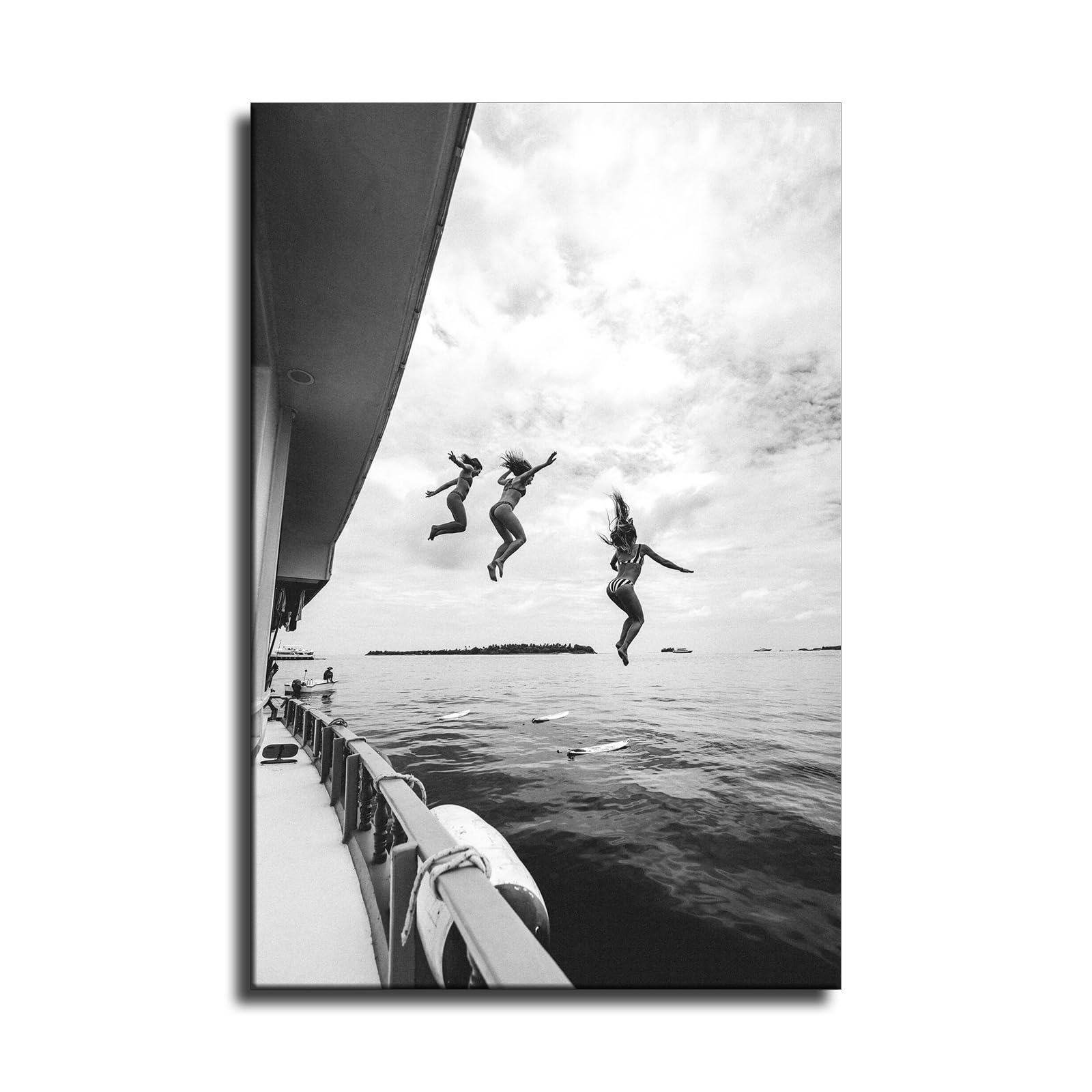 絵画 jumping girl Amazon.com: Girls Jumping Sail Boat Yacht Retro Ocean Black
